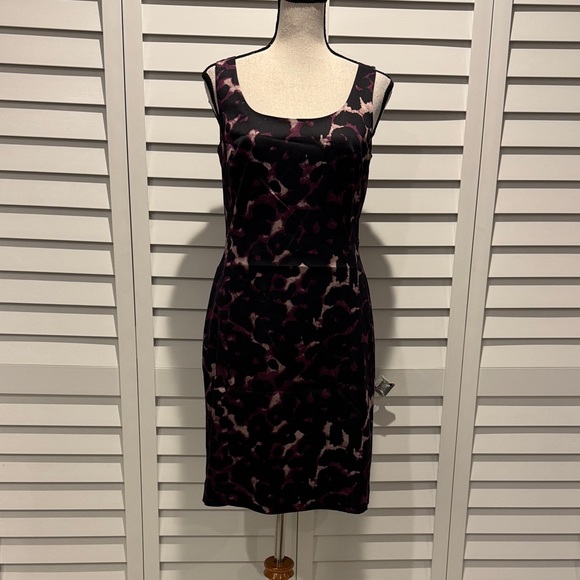 Ann Taylor Dresses & Skirts - Ann Taylor Black and Pink Patterned lined Midi Cocktail Dress.